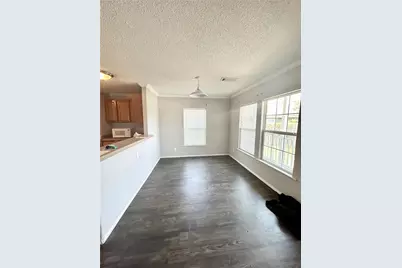 138 Varsity Drive, Huntsville, TX 77340 - Photo 7