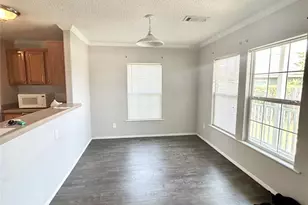 138 Varsity Dr, Huntsville, TX 77340 - Photo 7
