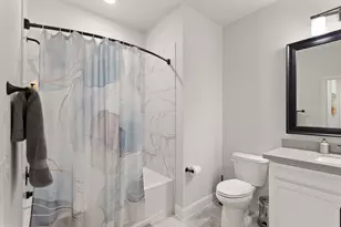 6804 Westview Dr, Houston, TX 77055 - Photo 15