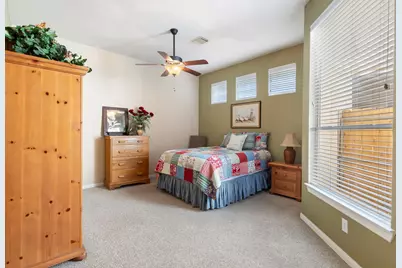 162 E Northcastle Circle, The Woodlands, TX 77384 - Photo 19