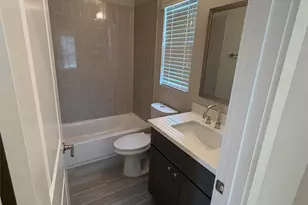 10806 Warwana Rd, Houston, TX 77043 - Photo 29