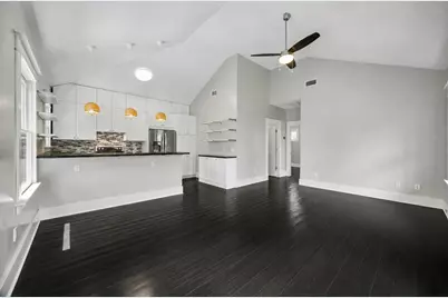 823 Cortlandt Street, Houston, TX 77007 - Photo 1