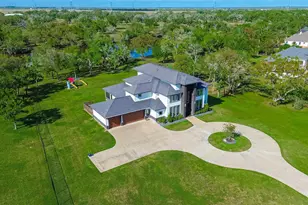 31734 Bayou Bnd, Richwood, TX 77515 - Photo 47