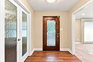 3721 Autumn Ln, Baytown, TX 77521 - Photo 7