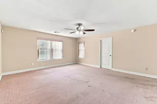 3721 Autumn Ln, Baytown, TX 77521 - Photo 27