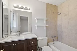 18214 Almonte Ln, Tomball, TX 77377 - Photo 13