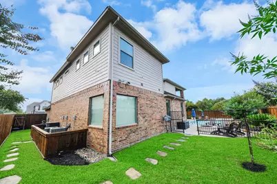 9303 Georgetown Glen Circle, Cypress, TX 77433 - Photo 13