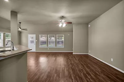 604 Foxmeadow Lane, Cleveland, TX 77327 - Photo 17