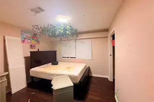 1747 W 10th St, Freeport, TX 77541 - Photo 7