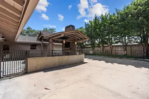 10034 Meadow Lake Ln, Houston, TX 77042 - Photo 41