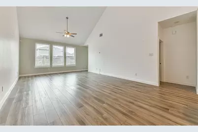 13017 Sapphire Lake Lane, Texas City, TX 77568 - Photo 5