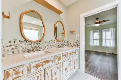 13017 Sapphire Lake Lane, Texas City, TX 77568 - Photo 19