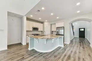 13017 Sapphire Lake Ln, Texas City, TX 77568 - Photo 7