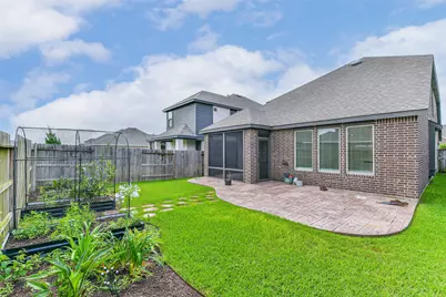 13017 Sapphire Lake Lane, Texas City, TX 77568 - Photo 31