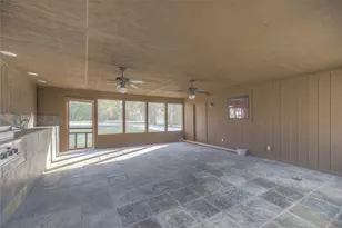 185 Country Ln, Livingston, TX 77351 - Photo 29