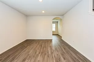 2137 Middle Ridge, Conroe, TX 77301 - Photo 5