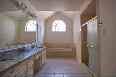 4511 Chestnut Meadow Drive, Sugar Land, TX 77479 - Photo 15