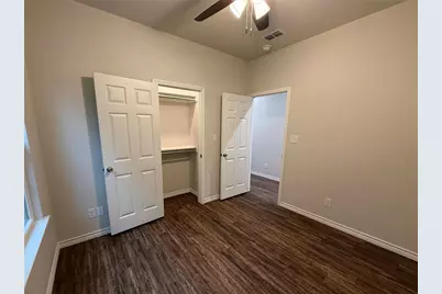 704 W Walnut Street, Longview, TX 75601 - Photo 9