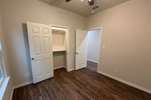 704 W Walnut St, Longview, TX 75601 - Photo 9