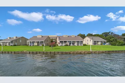 146 April Point Drive S, Conroe, TX 77356 - Photo 33