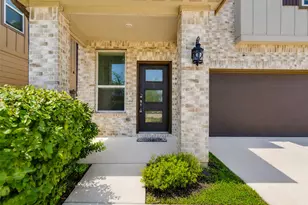 7087 Silverleaf Oak St, Conroe, TX 77304 - Photo 3