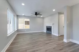 3819 W Traditions Ct, Houston, TX 77082 - Photo 7