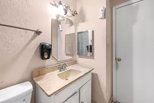 8829 Carousel Ln, Houston, TX 77080 - Photo 17