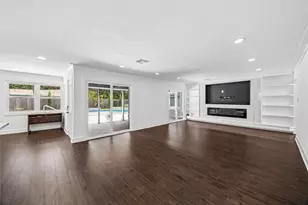 17922 Rolling Creek Dr, Houston, TX 77090 - Photo 9