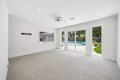 17922 Rolling Creek Drive, Houston, TX 77090 - Photo 19
