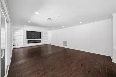 17922 Rolling Creek Drive, Houston, TX 77090 - Photo 7