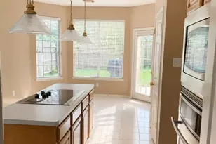 6810 Springcrest Dr, Sugar Land, TX 77479 - Photo 5