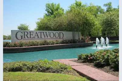 6810 Springcrest Drive, Sugar Land, TX 77479 - Photo 27