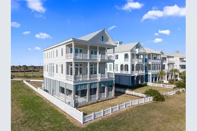 2409 E Seaside Drive, Galveston, TX 77550 - Photo 45