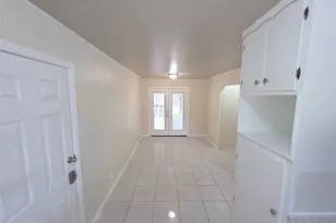 10315 Carthage Dr, Houston, TX 77089 - Photo 7