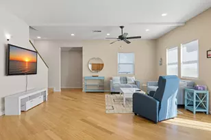 159 Doubloon Dr, Freeport, TX 77541 - Photo 7