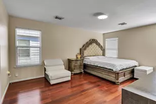 13107 Dawn Hollow Ln, Houston, TX 77072 - Photo 27