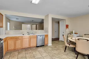 13107 Dawn Hollow Ln, Houston, TX 77072 - Photo 17