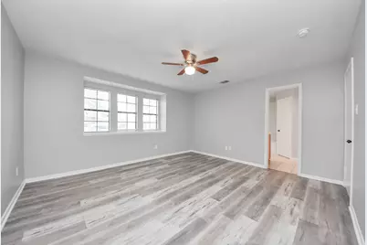 115 Squires Bend, Stafford, TX 77477 - Photo 29