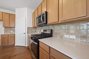 8110 Shelter Bay Ln, Cypress, TX 77433 - Photo 7