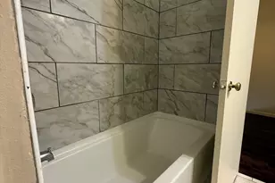 8140 Fondren Rd, Houston, TX 77074 - Photo 25