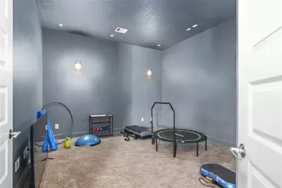 5703 Bell Cliff Court, Houston, TX 77059 - Photo 23