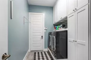 5703 Bell Cliff Ct, Houston, TX 77059 - Photo 19