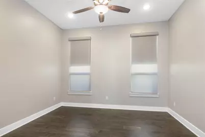 5703 Bell Cliff Court, Houston, TX 77059 - Photo 31