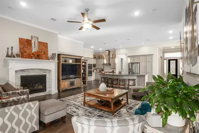 5703 Bell Cliff Court, Houston, TX 77059 - Photo 13