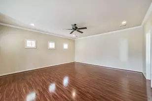 11025 Robin Hood Ct, Houston, TX 77043 - Photo 27