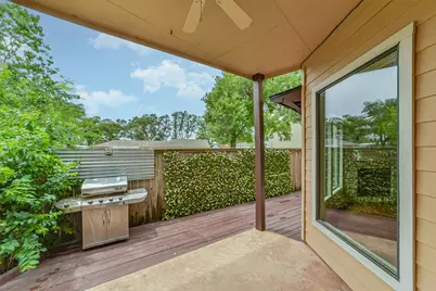 11025 Robin Hood Court, Houston, TX 77043 - Photo 41