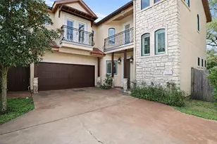 11025 Robin Hood Ct, Houston, TX 77043 - Photo 3