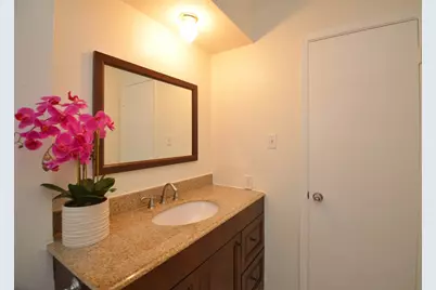 11502 Elmcroft Drive, Houston, TX 77099 - Photo 13