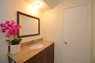 11502 Elmcroft Dr, Houston, TX 77099 - Photo 13