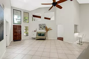 9147 Penn Manor Ct, Houston, TX 77055 - Photo 7